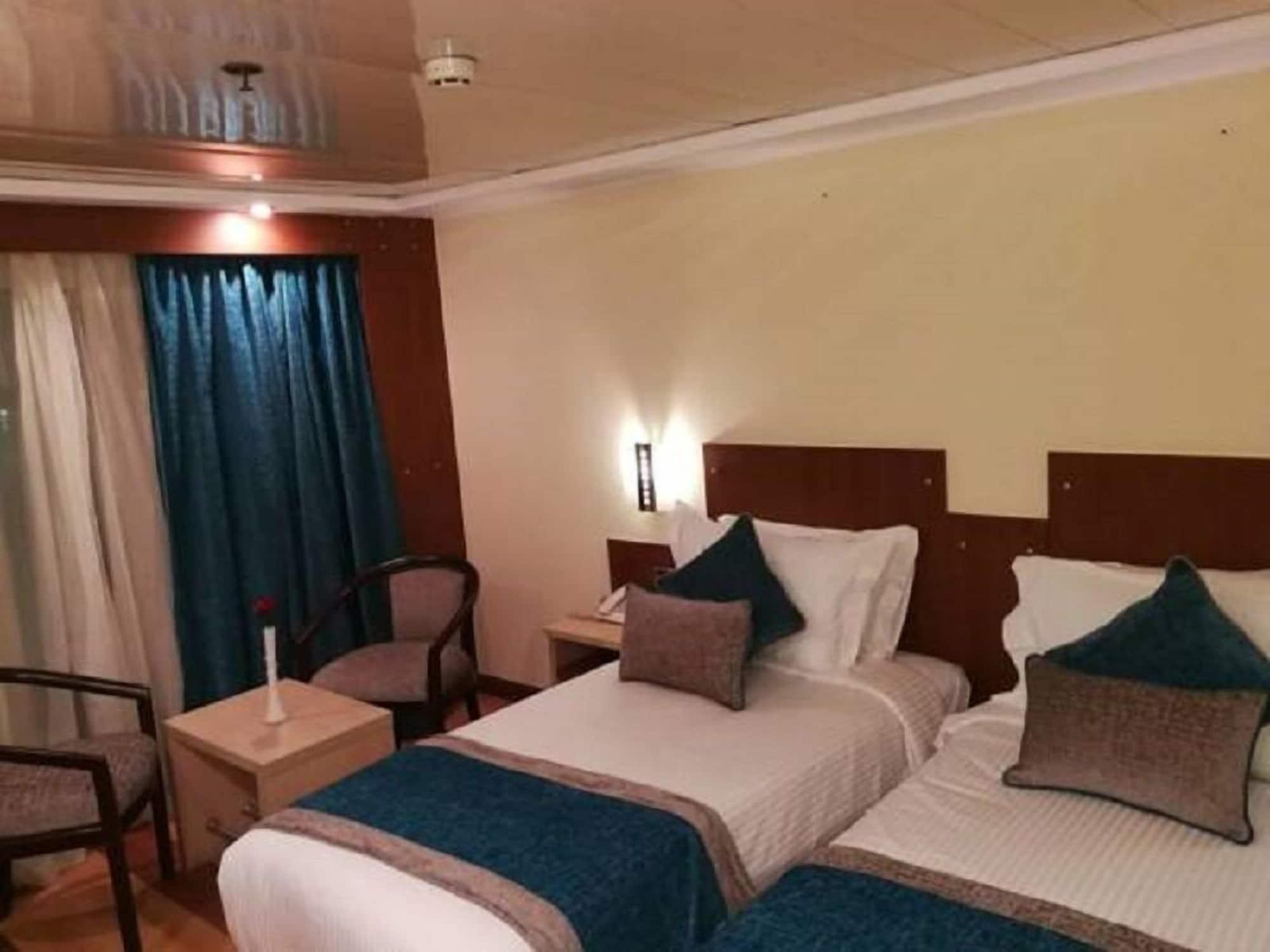 קהיר Nile View Jewel Hotel מראה חיצוני תמונה